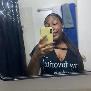 Meet your Posher, Jeanette